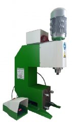 Radiální nýtovací stroj RMU-8-C